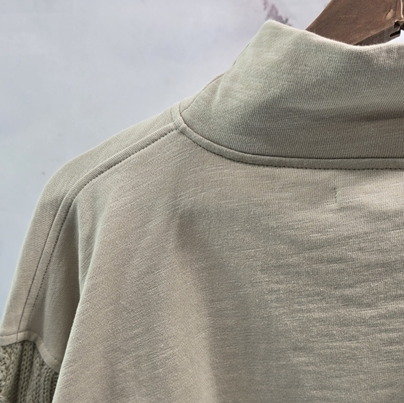 Urban Outfitters Sweatshirt Womens Medium Beige Terry Crop Cable Knit Sleeve - Picture 6 of 10